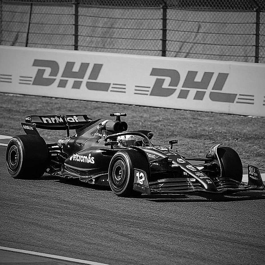 साइंज़ का शक और इमोला का चुपचाप तैयार प्लान: F1 का 2026 फिनाले अब सिर्फ रेस नहीं, गवर्नेंस की कहानी है